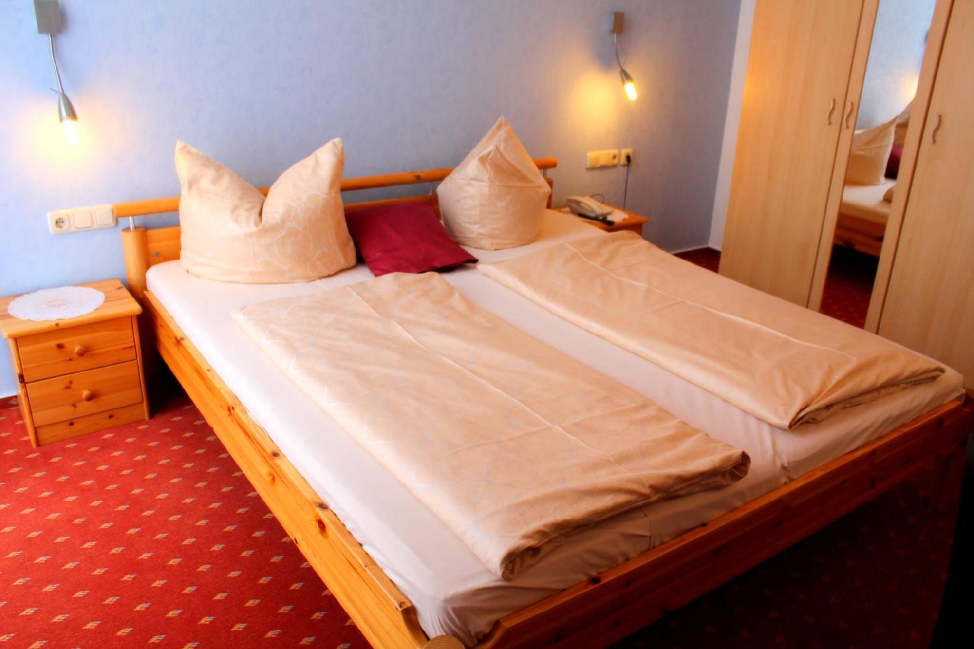 Schwarzes Lamm Hotel Rothenburg ob der Tauber Ruang foto